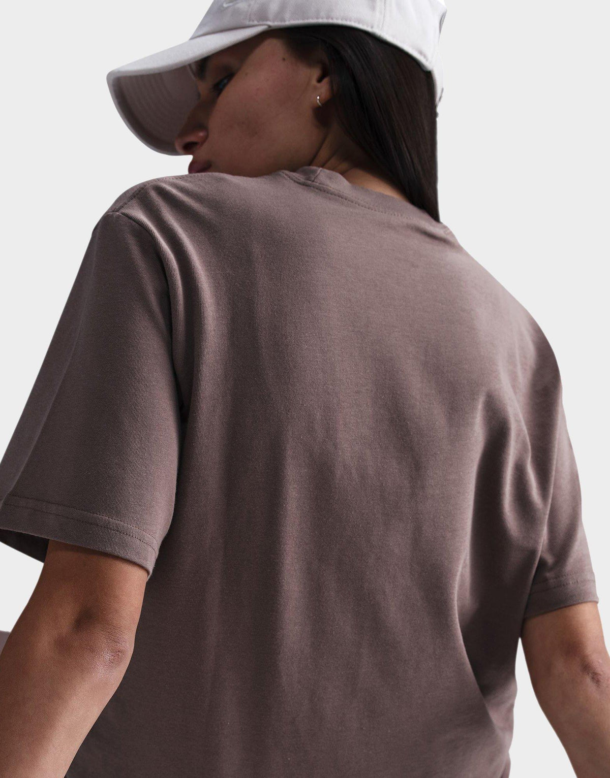 טי שירט לוגו Essential Boxy | נשים