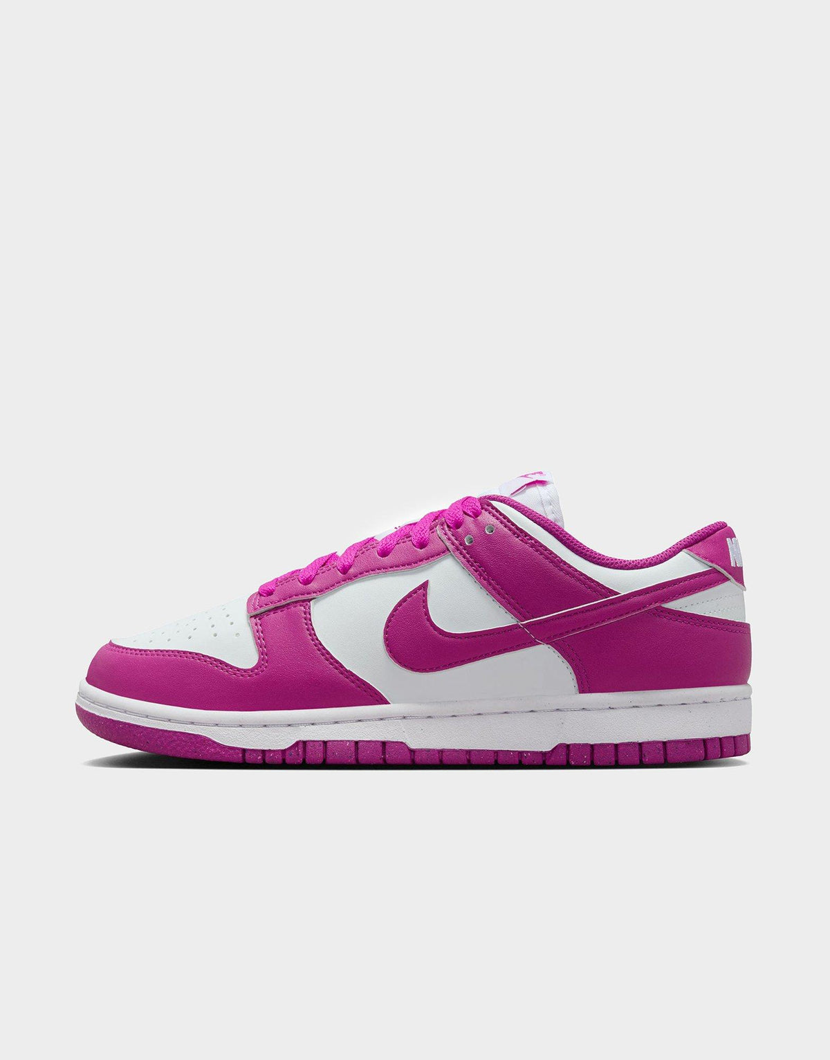 סניקרס Dunk Low Next Nature Hot Fuchsia | נשים
