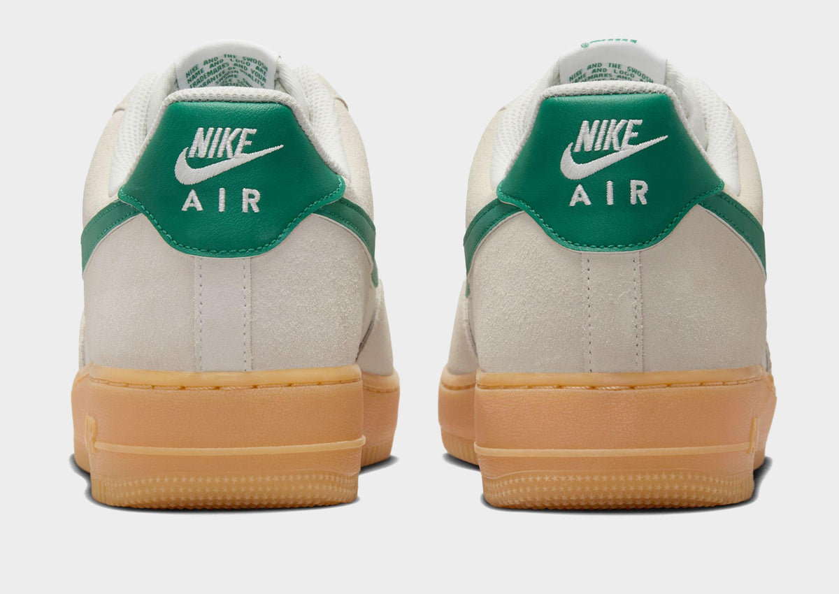 סניקרס Air Force 1 '07 LV8 | גברים