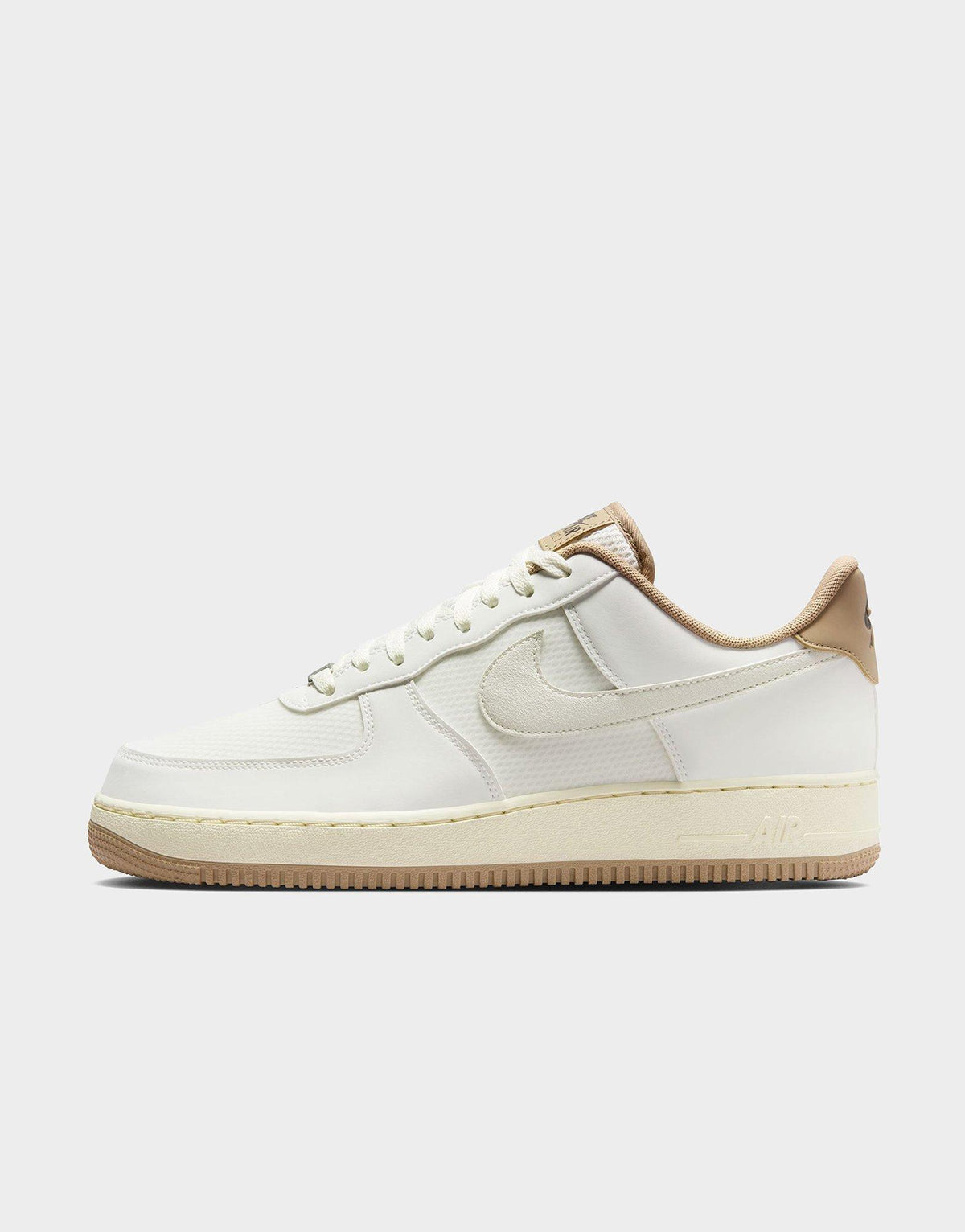 סניקרס Air Force 1 '07 LV8 | גברים