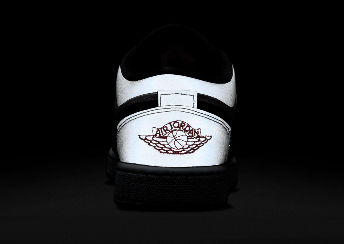 סניקרס Air Jordan 1 Low SE Panda Toe | ג'וניורס