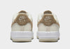 סניקרס Air Force 1 LV8 | ג'וניורס