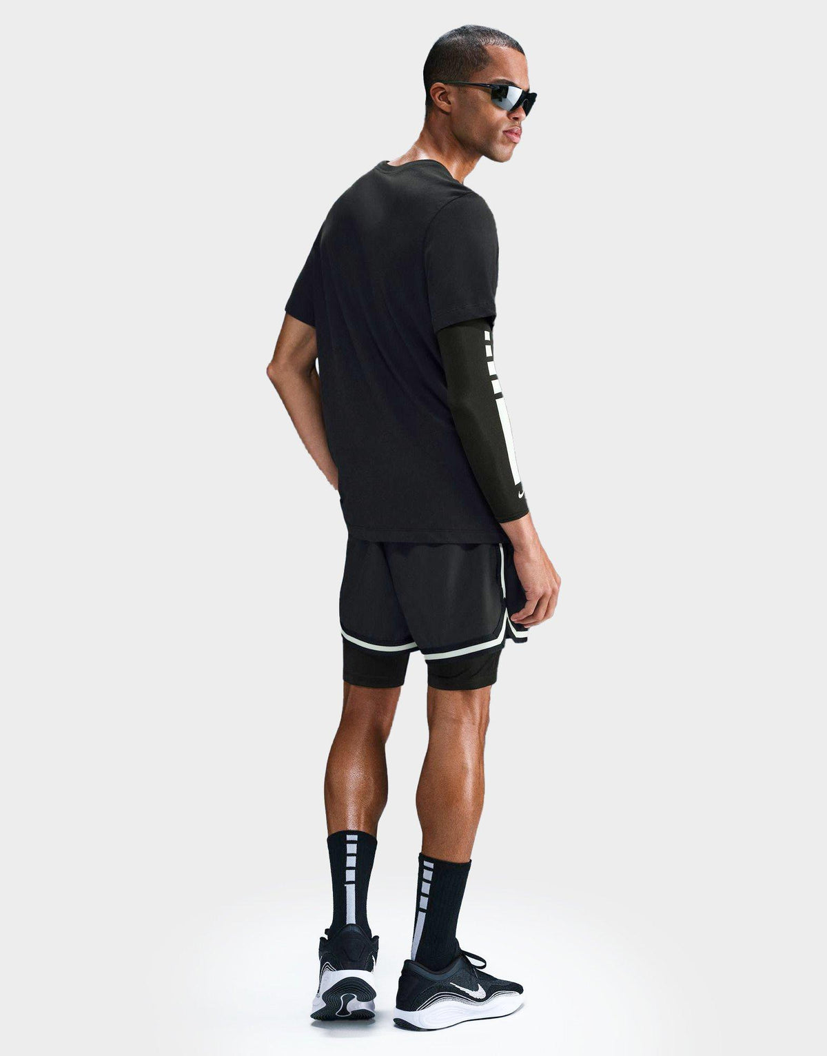חולצת אימון גרפית Dri-FIT Basketball | גברים
