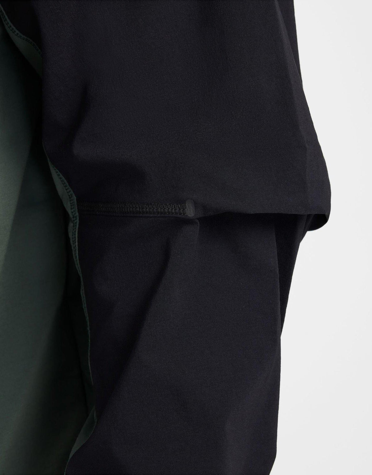 ג'קט קפוצ'ון Tech Woven | גברים