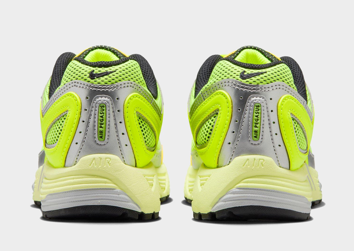 סניקרס Air Pegasus 2005 | נשים