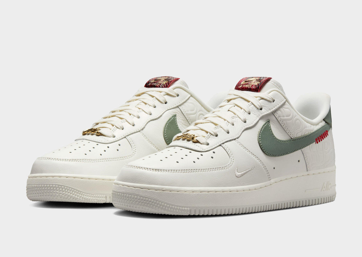 סניקרס Air Force 1 '07 LV8 | גברים