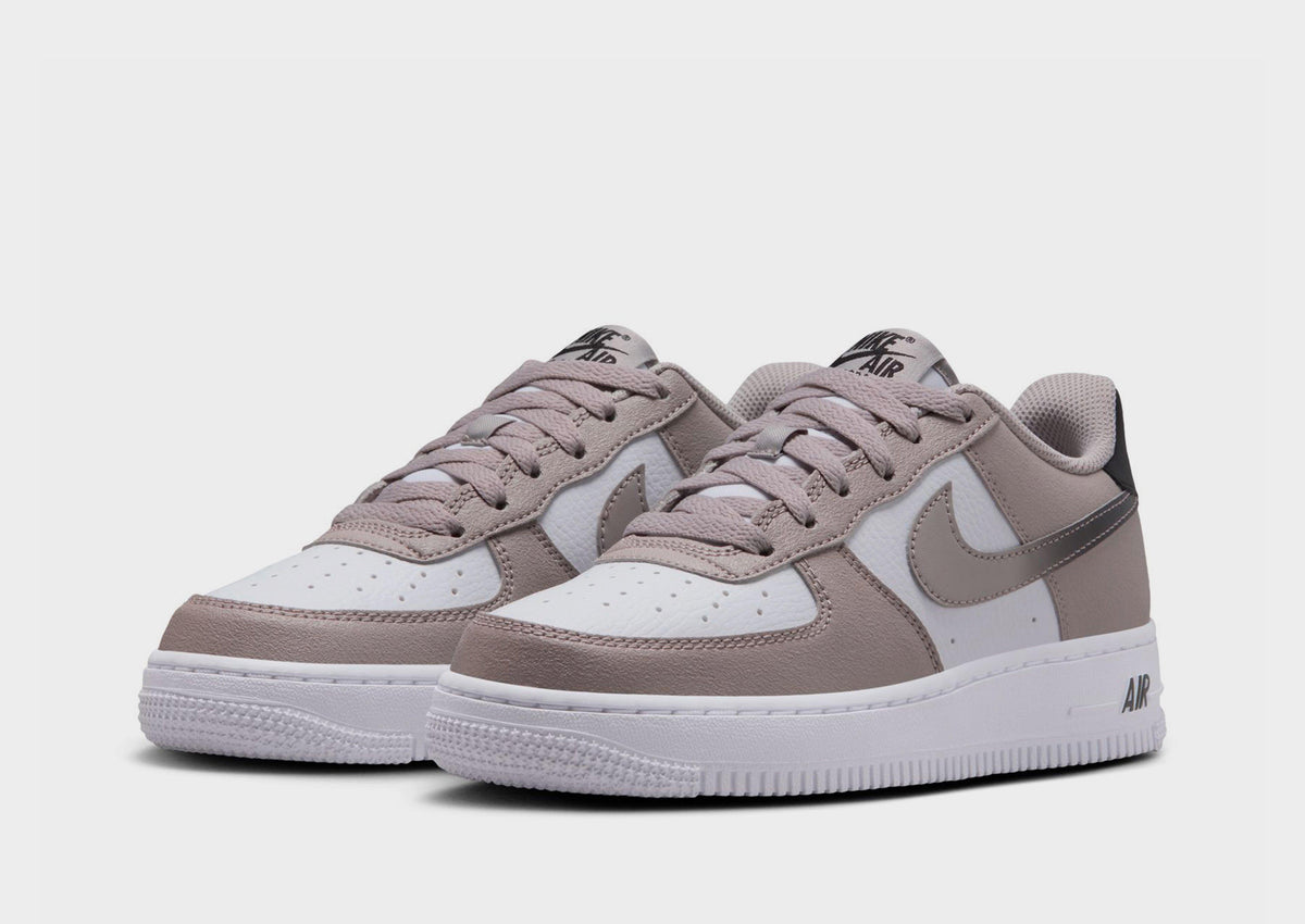 סניקרס Air Force 1 | ג'וניורס