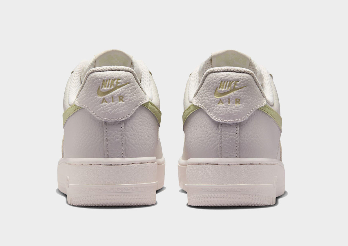 סניקרס Air Force 1 '07 | נשים