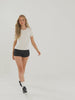 טי שירט Essential Sportswear Chill Knit | נשים