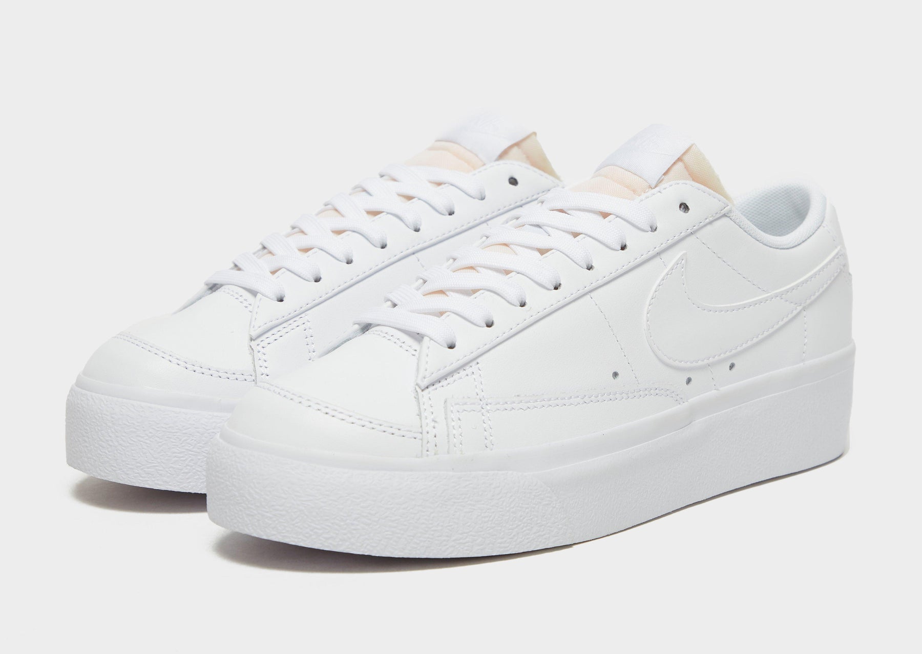 סניקרס פלטפורמה Blazer Low | נשים