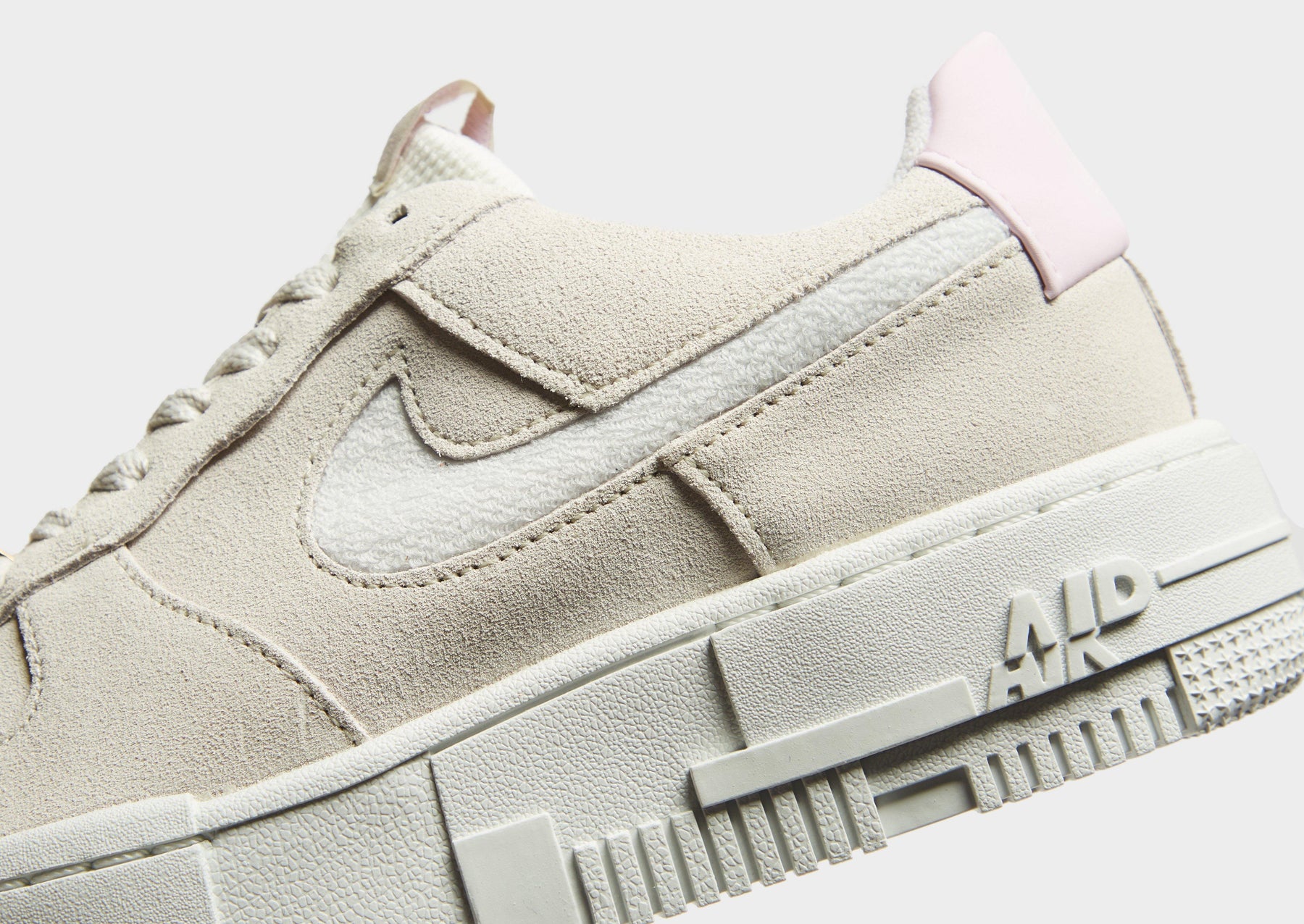 סניקרס Air Force 1 Pixel | נשים