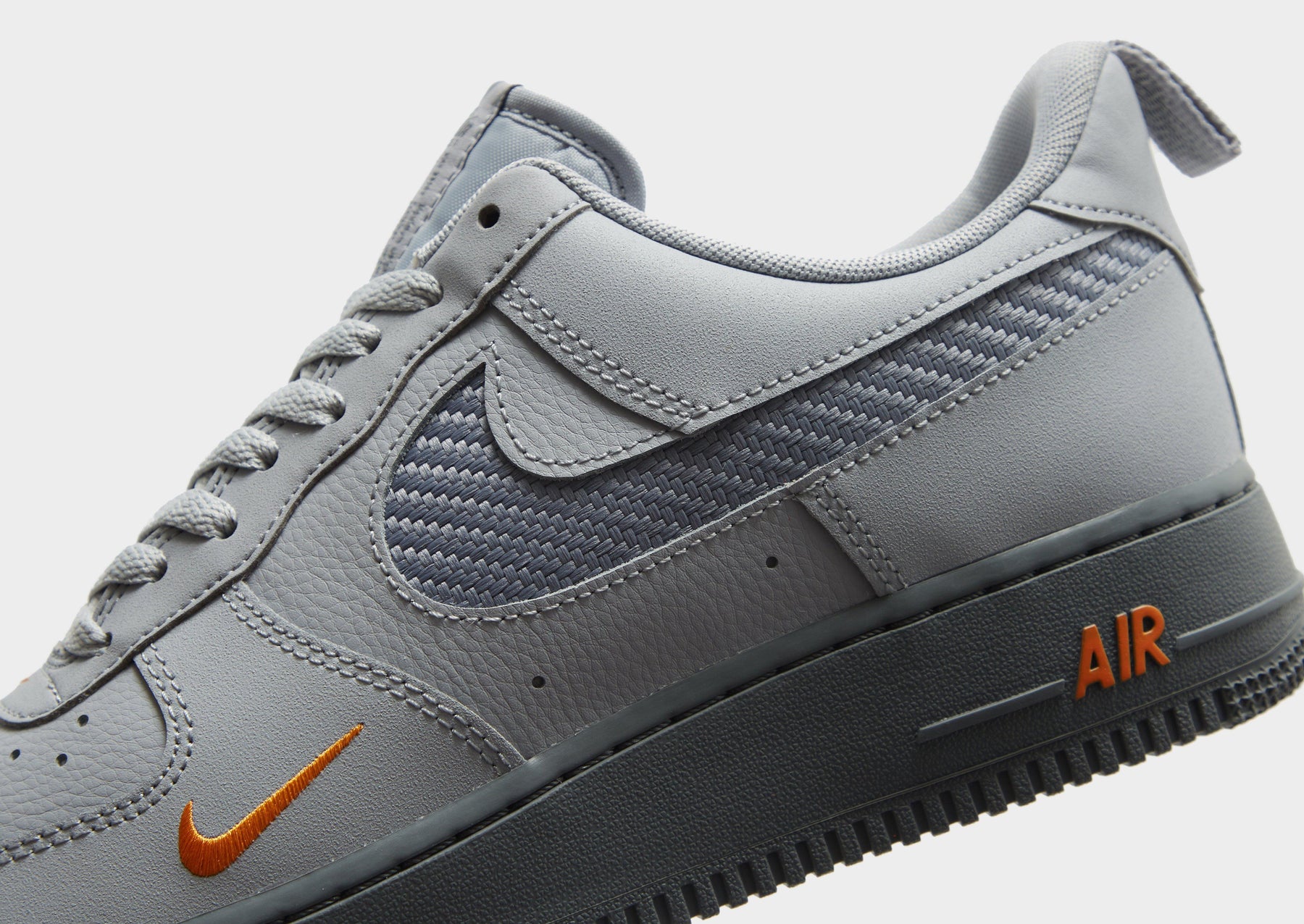סניקרס Air Force 1 '07 LV8 | גברים