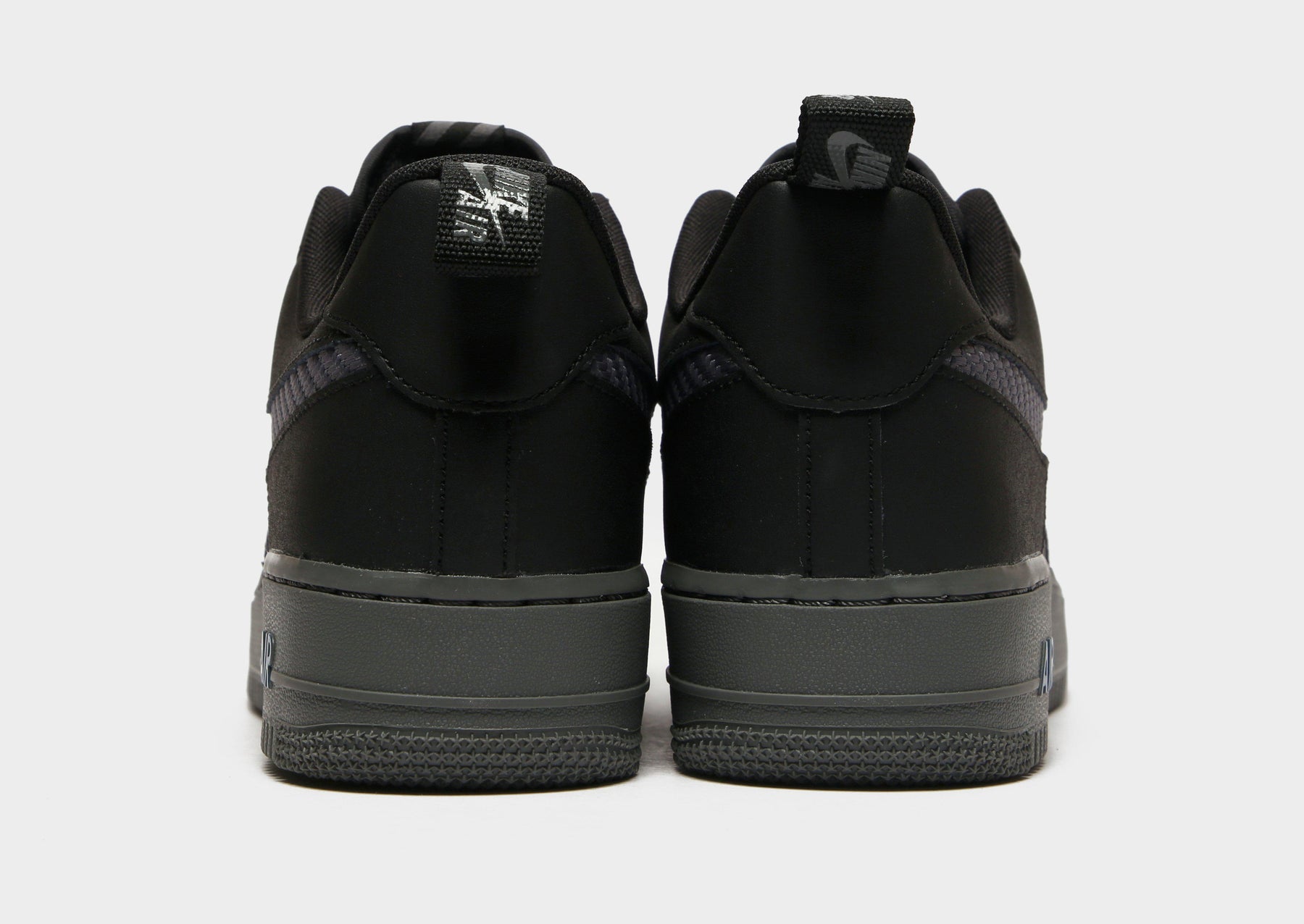 סניקרס Air Force 1 '07 LV8 | גברים