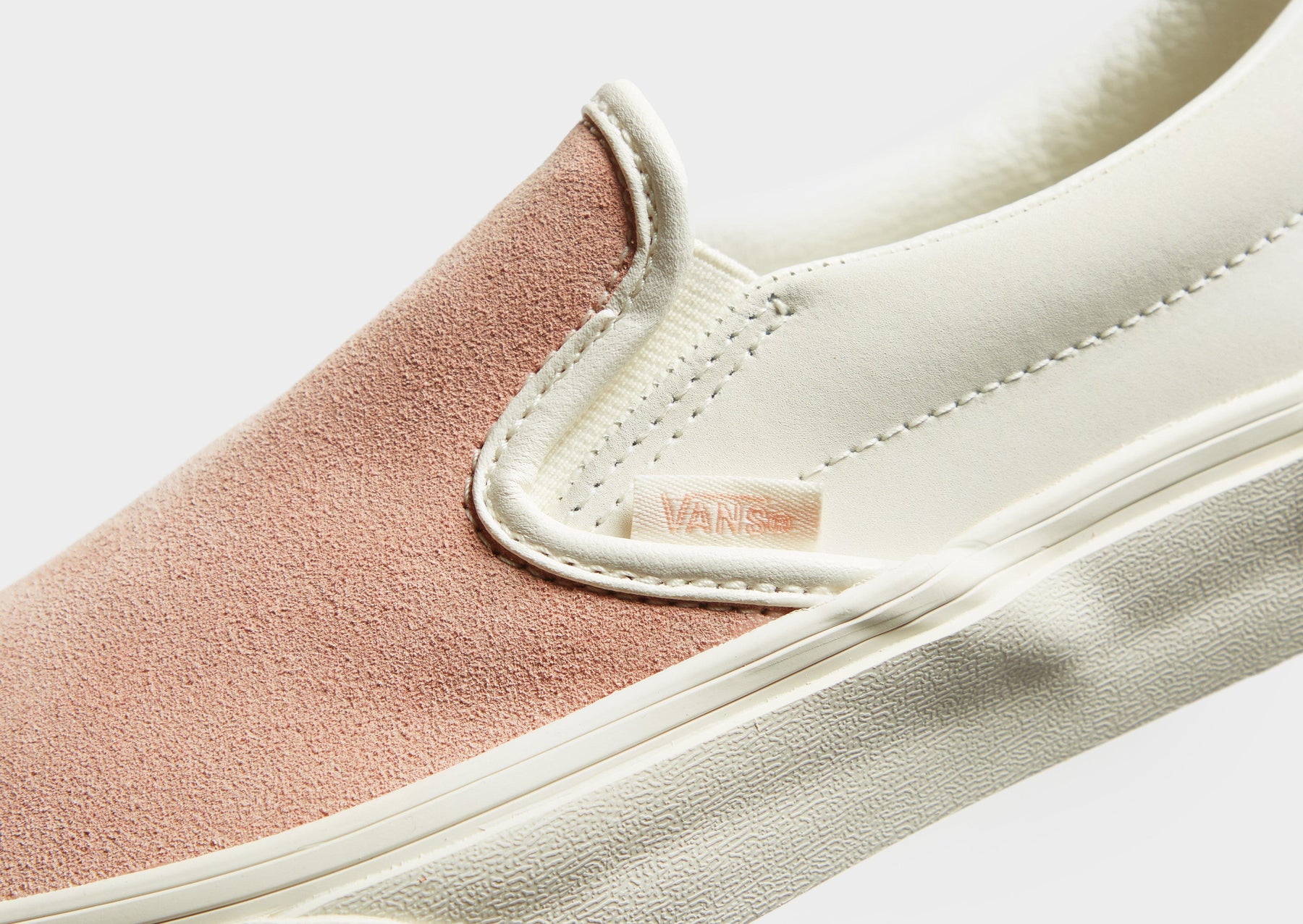 סניקרס סליפ און זמש Slip-On