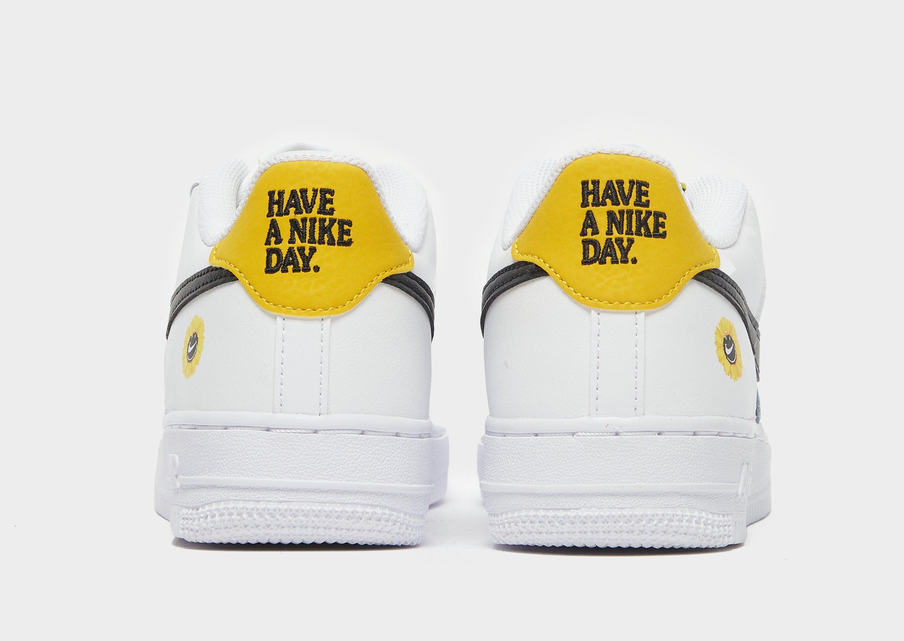 סניקרס ג'וניורס Air Force 1 LV8