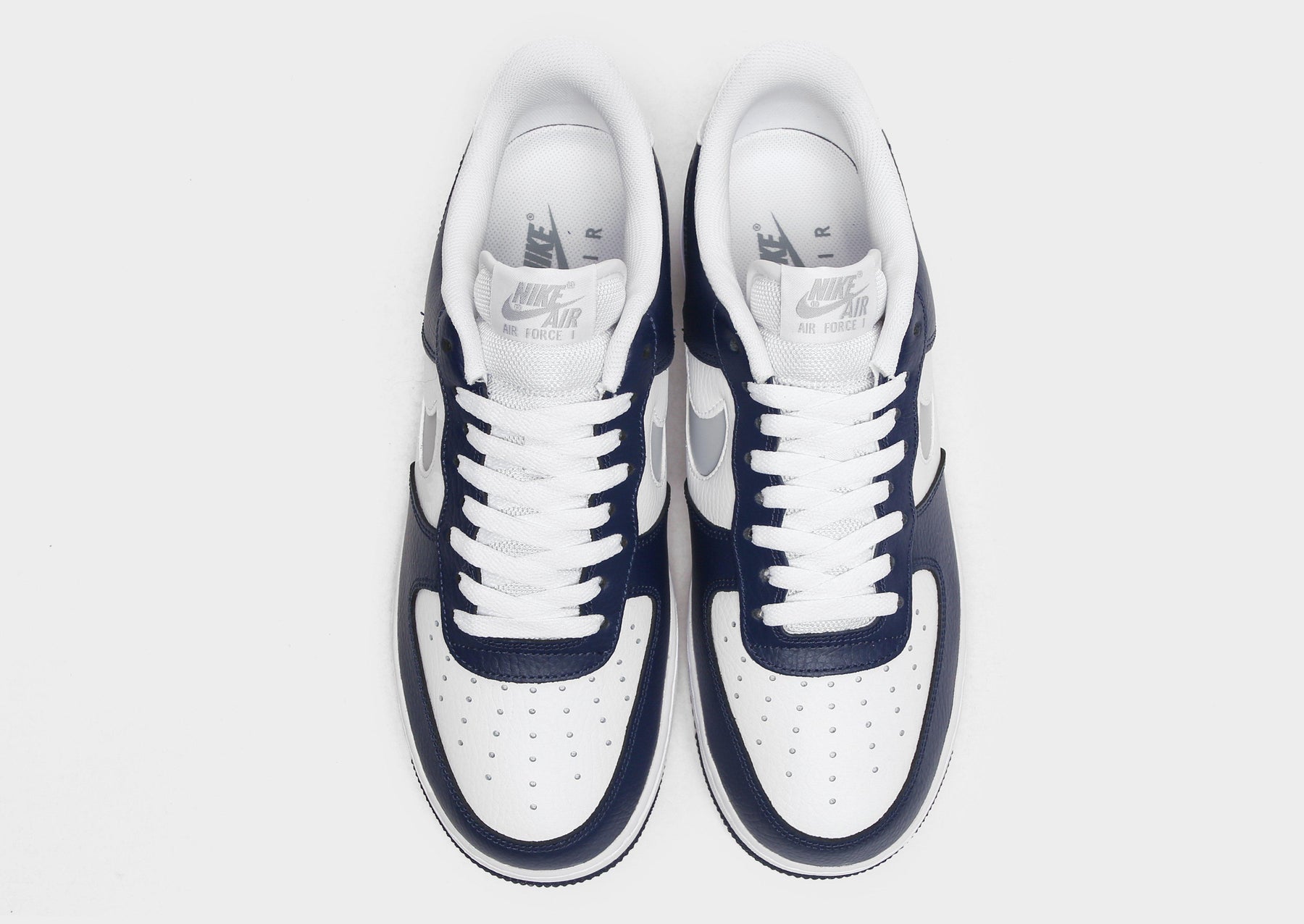 סניקרס Air Force 1 '07 LV8