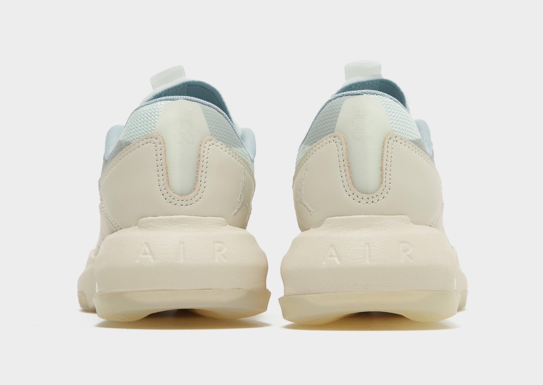 סניקרס Air 200E