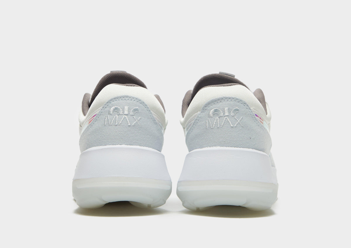 סניקרס Air Max MOTIF | ג'וניורס