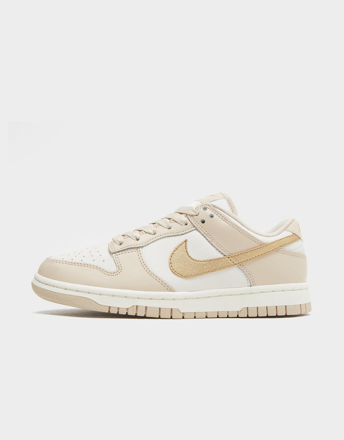 סניקרס Dunk Low Phantom Metallic Gold | יוניסקס