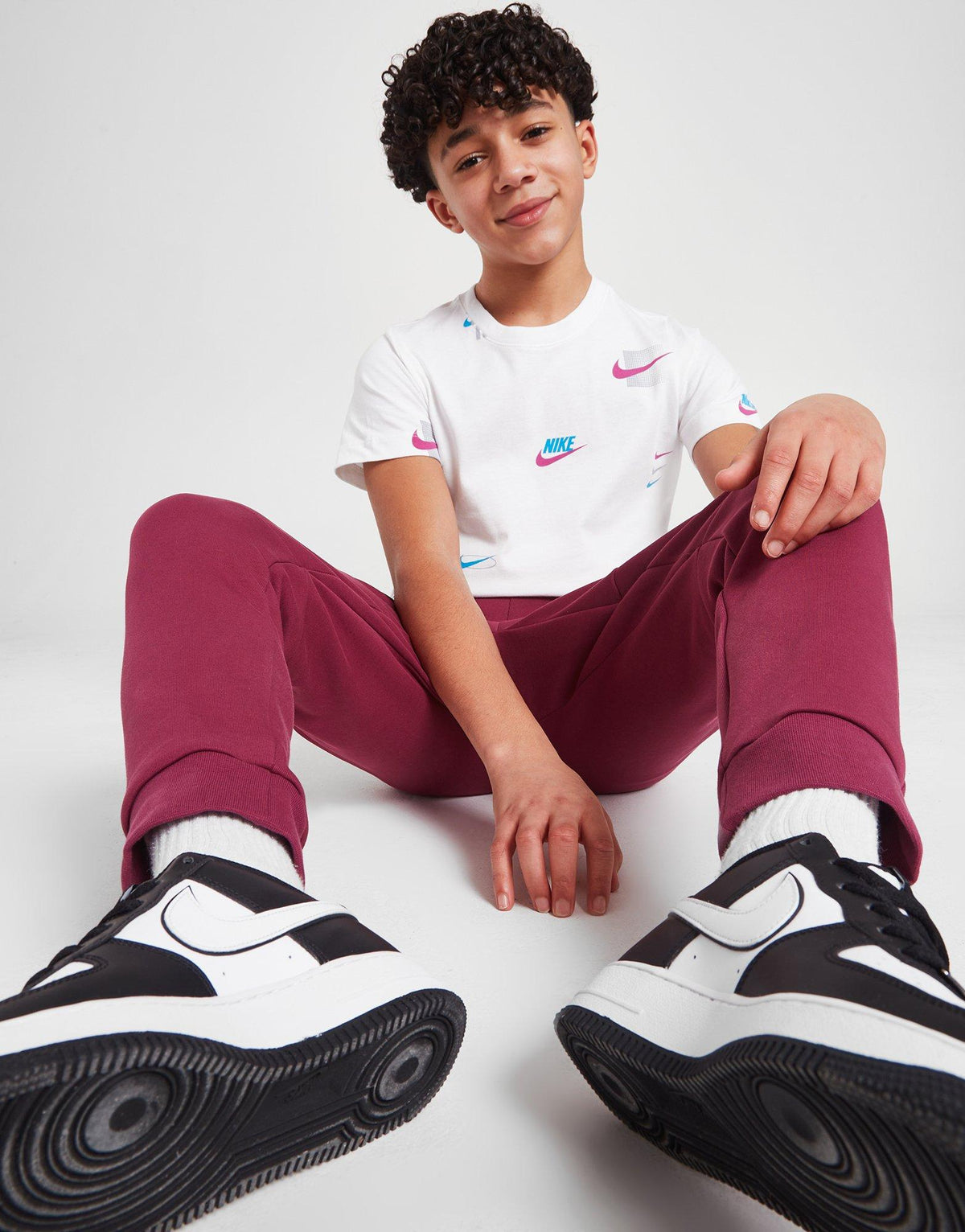 טי שירט לוגו Sportswear | ג'וניורס
