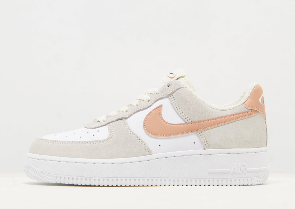 סניקרס Air Force 1 07' Dusted Clay | נשים