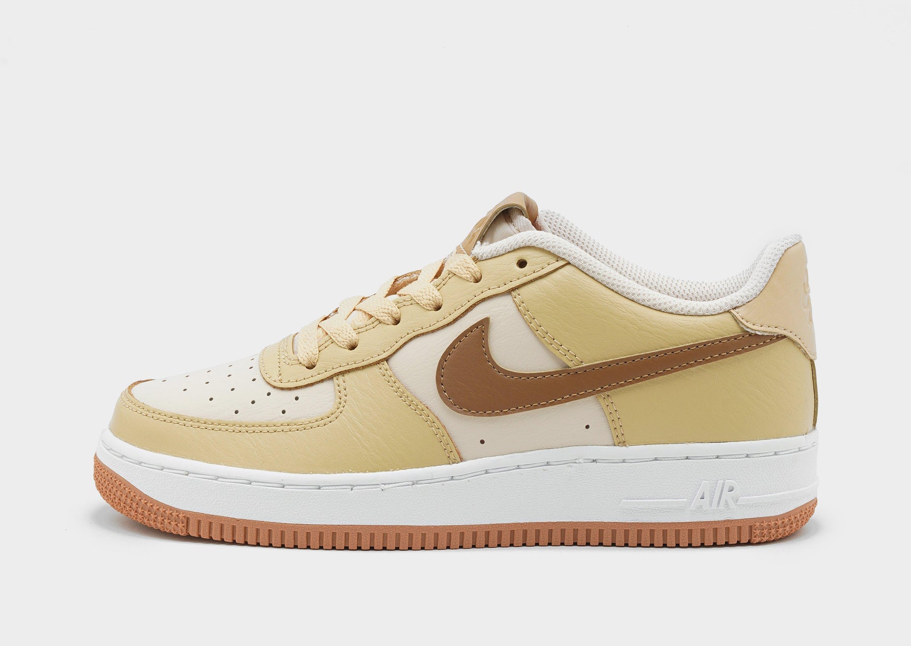 סניקרס Air Force 1 '07 LV8 | ג'וניורס