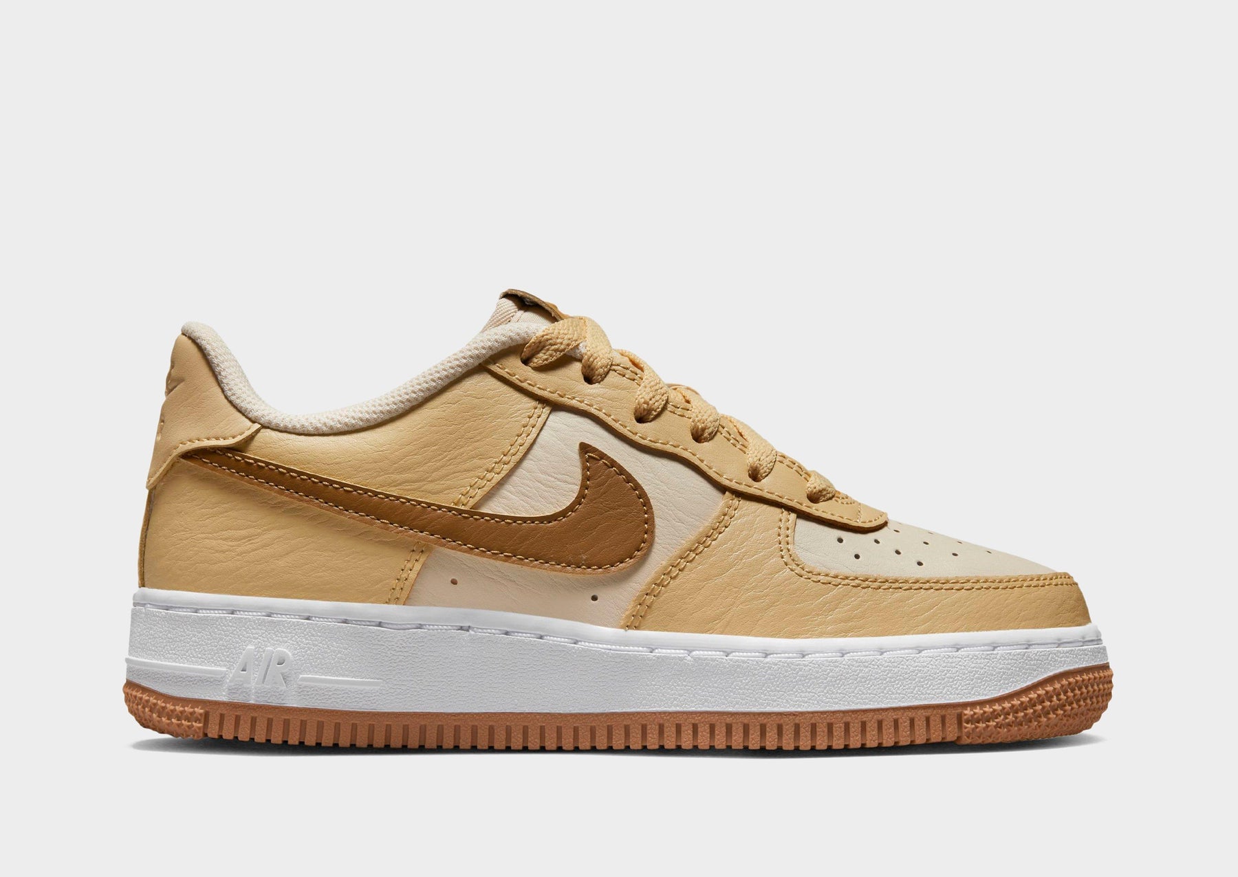 סניקרס Air Force 1 '07 LV8 | ג'וניורס