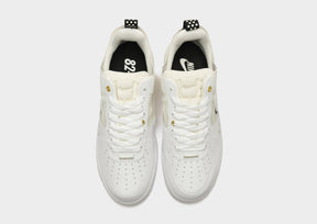 סניקרס Air Force 1 React