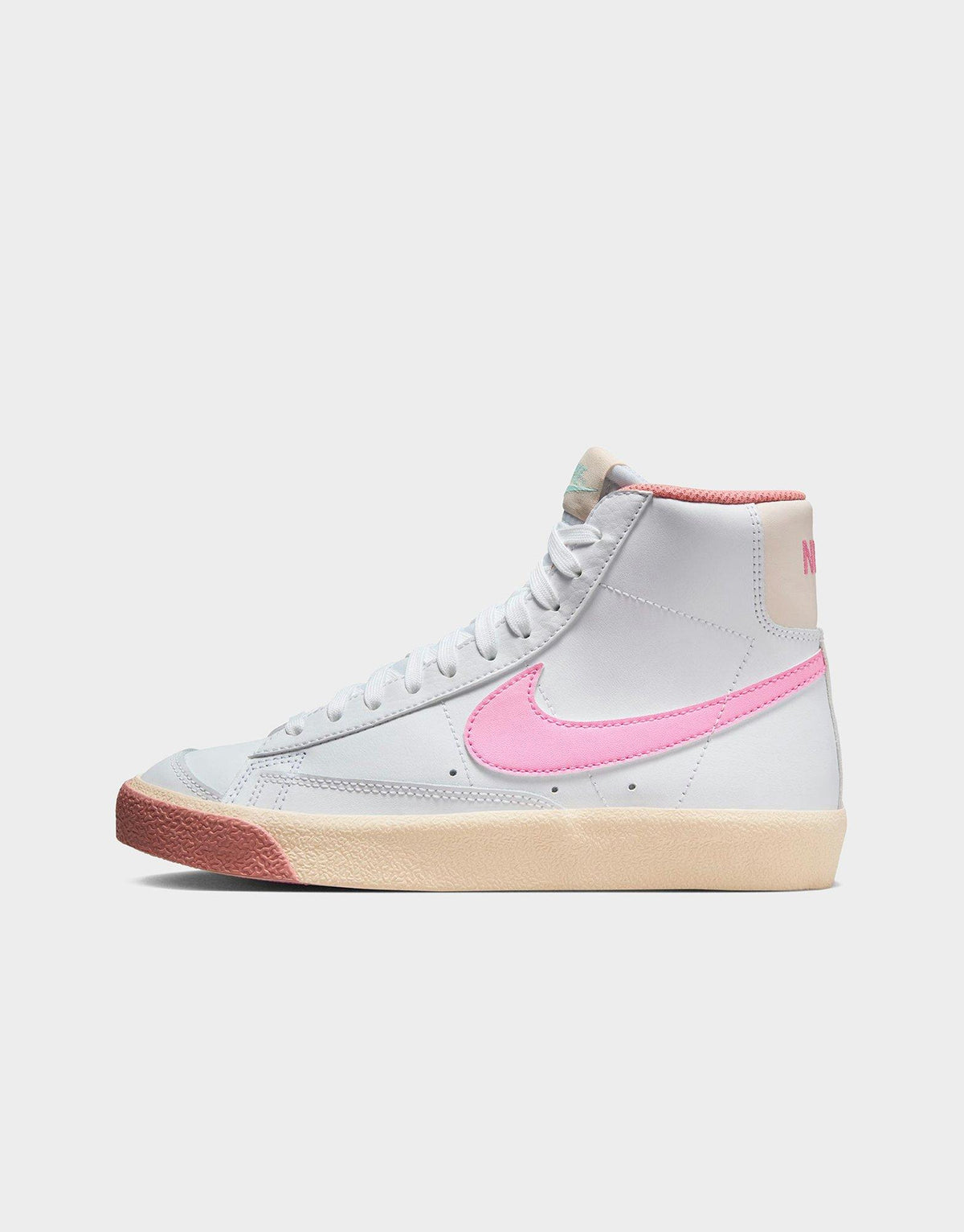 סניקרס ג'וניורס Blazer Mid '77 White Pink Spell
