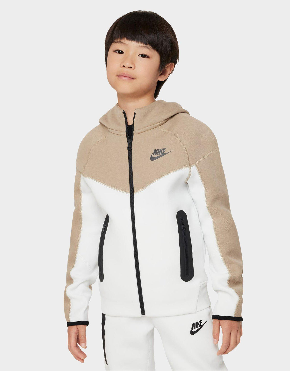 ג'קט קפוצ'ון ג'וניורס Tech Fleece