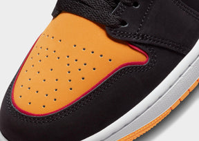 סניקרס Air Jordan 1 Mid SE Vivid Orange