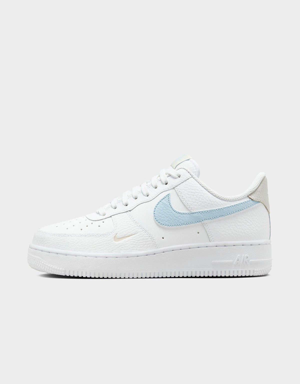 סניקרס Air Force 1 '07 Mini Swoosh | נשים