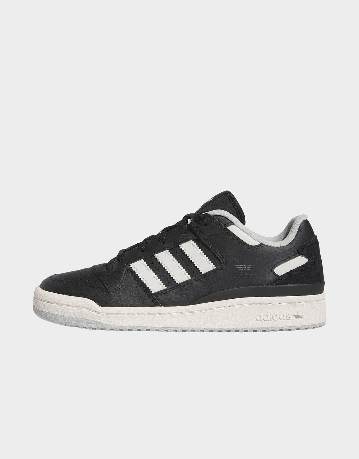 סניקרס Forum Low CL