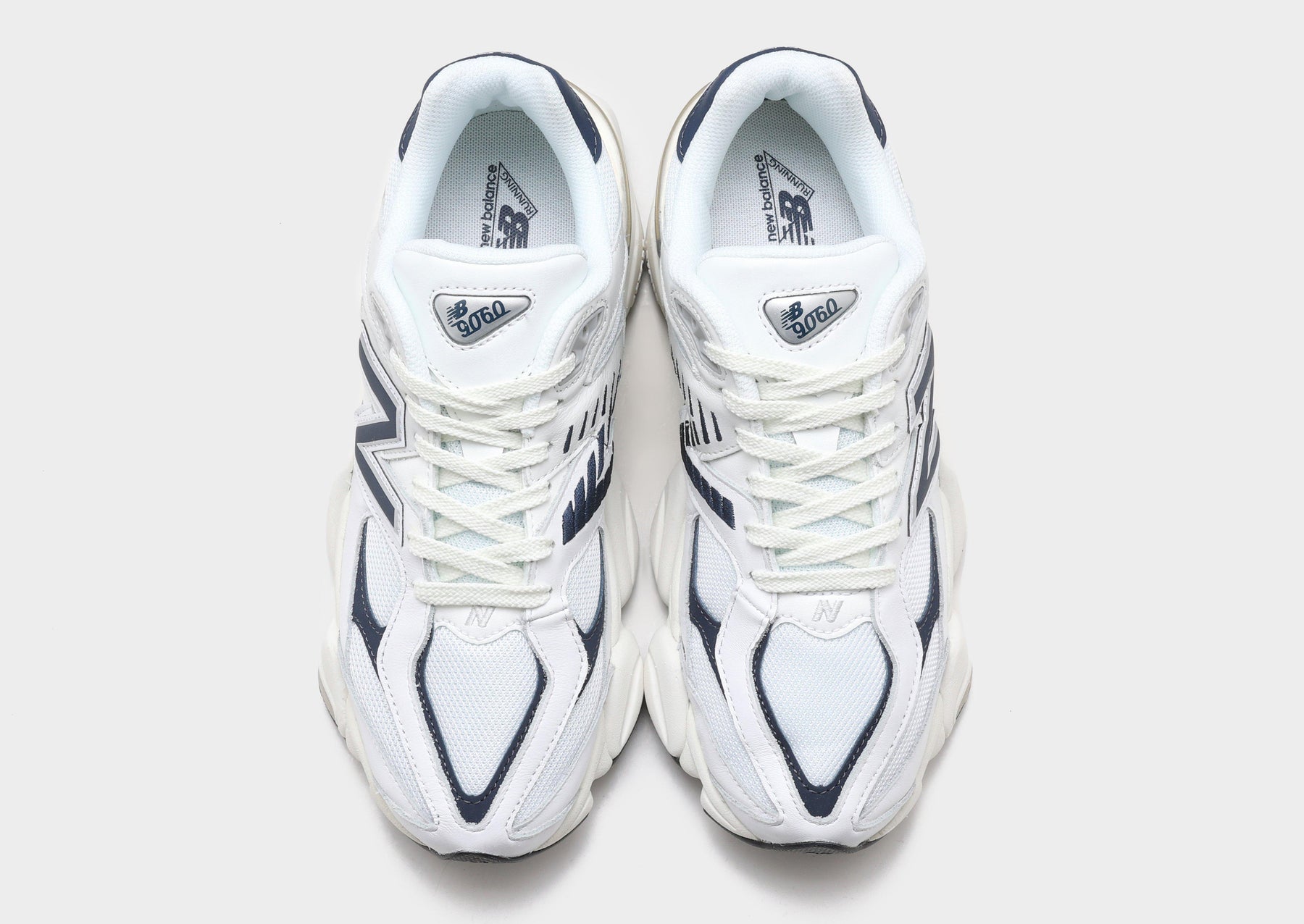 סניקרס 9060 White & Navy | נשים